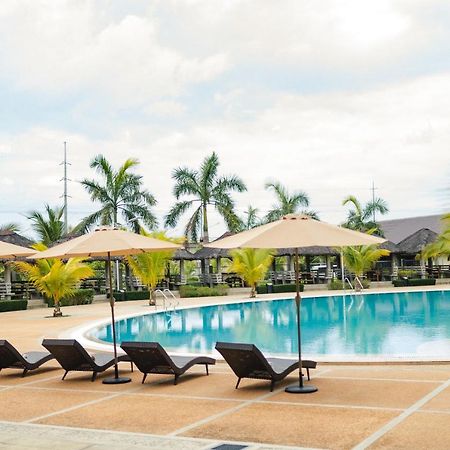 River Palm Hotel And Resort Powered By Cocotel Bugallon 외부 사진