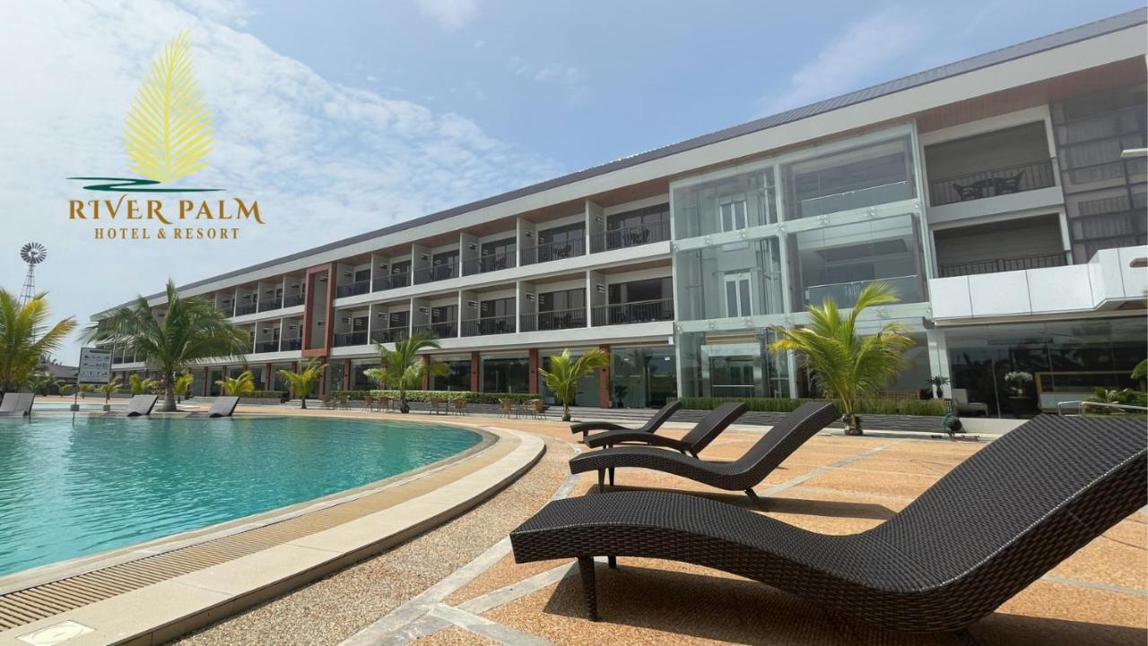 River Palm Hotel And Resort Powered By Cocotel Bugallon 외부 사진