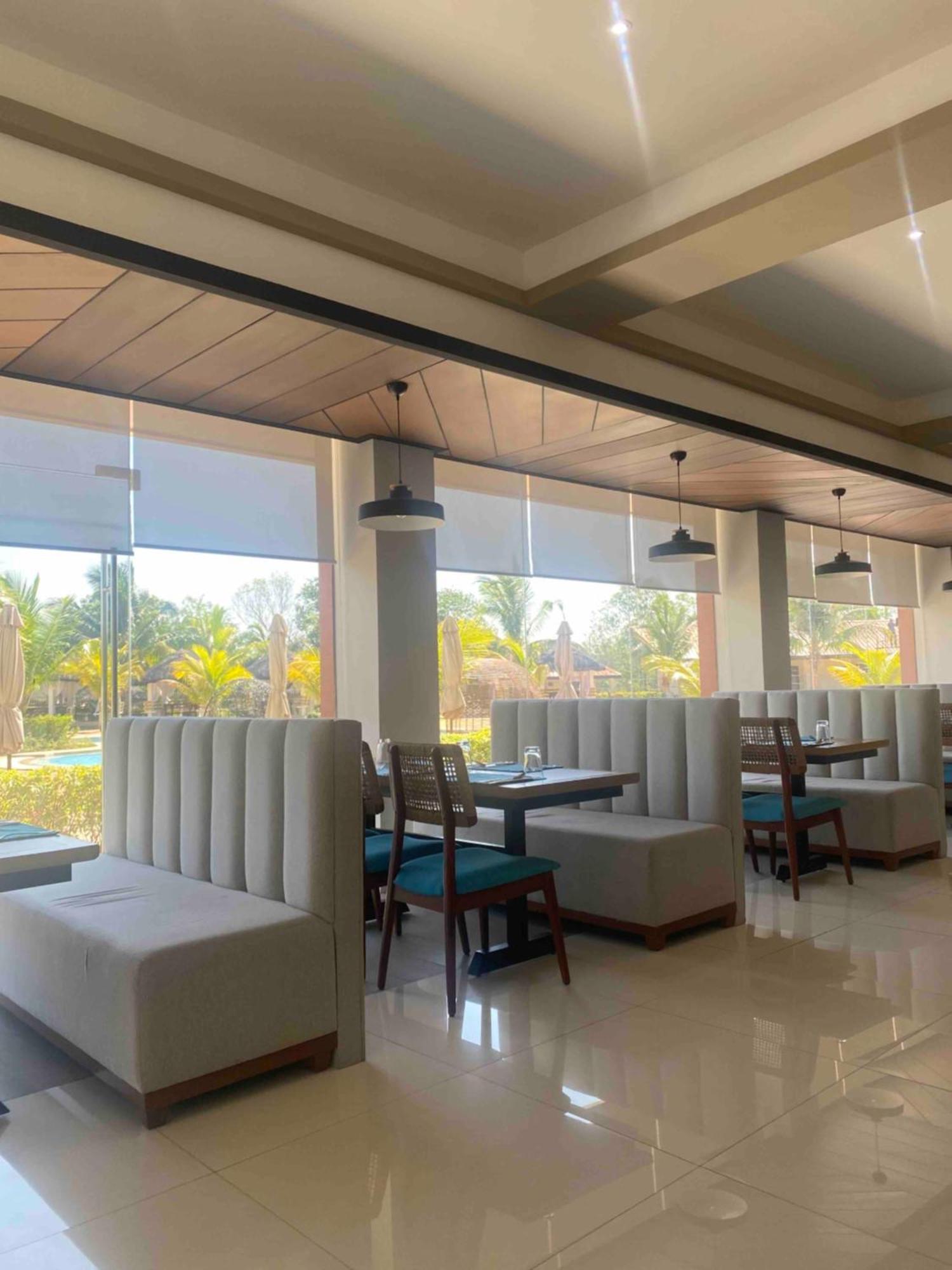 River Palm Hotel And Resort Powered By Cocotel Bugallon 외부 사진